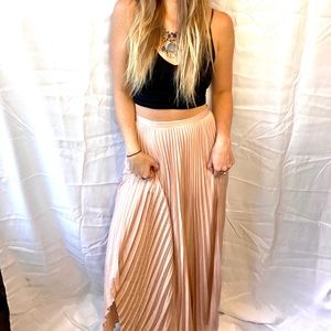Dolce Vita Peach Curtain Skirt